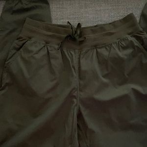 Zyia Trail Joggers